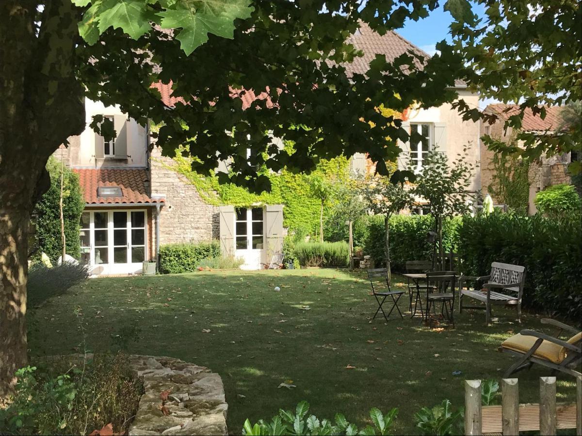 Hotel Le Relais De Scisse Saint-Gengoux-de-Scissé Exteriér fotografie